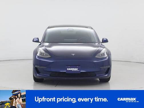 Blue 2022 Tesla Model 3