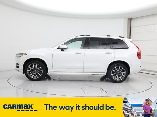 2019 Volvo XC90 T6 Momentum