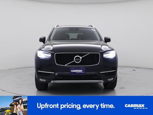 2017 Volvo XC90 T6 Momentum