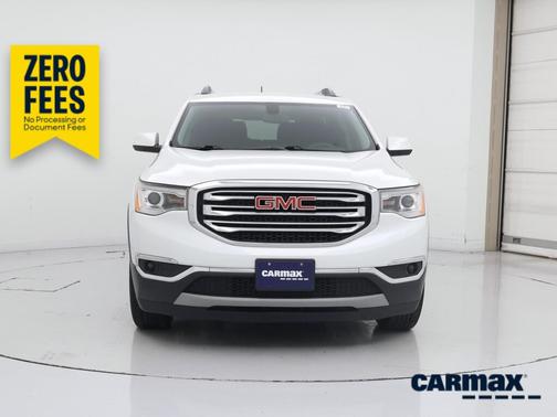 White 2019 GMC Acadia SLE