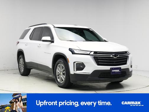 White 2023 Chevrolet Traverse LT Cloth