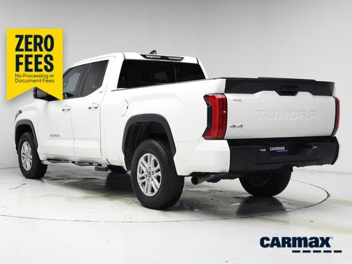 White 2024 Toyota Tundra SR5