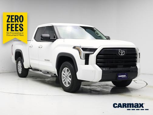 White 2024 Toyota Tundra SR5