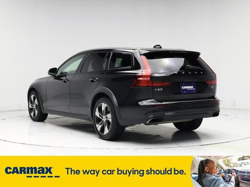2020 Volvo V60 Cross Country T5