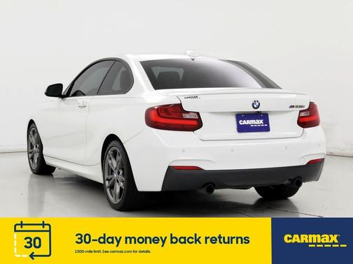 Photo 2 of 28 of 2016 BMW M235 i