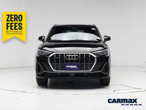 Black 2019 Audi Q3 Premium