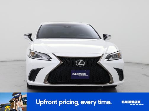 White 2023 Lexus ES 350 F-SPORT Handling