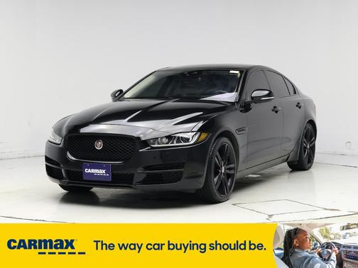 2017 Jaguar XE Prestige