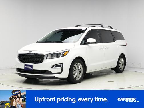 White 2021 Kia Sedona EX