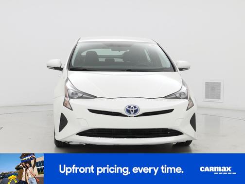 White 2016 Toyota Prius Three