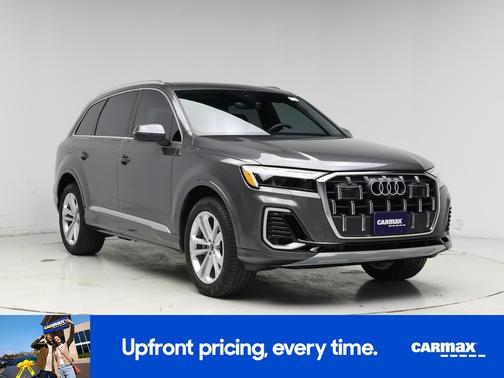 Gray 2025 Audi Q7 Premium Plus