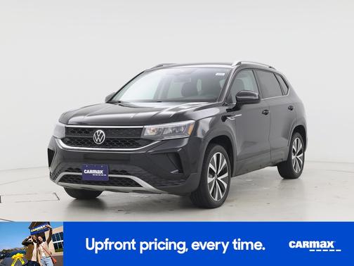 Black 2022 Volkswagen Taos SE
