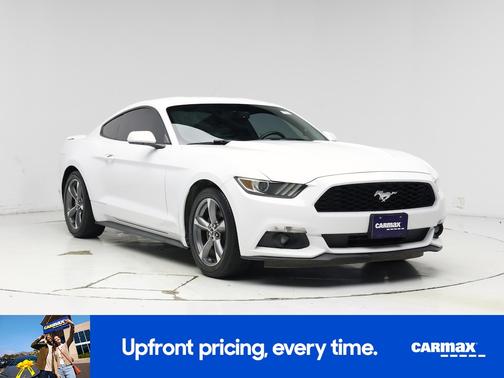White 2016 Ford Mustang