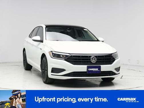 White 2019 Volkswagen Jetta SEL