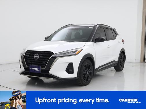 White 2024 Nissan Kicks SR