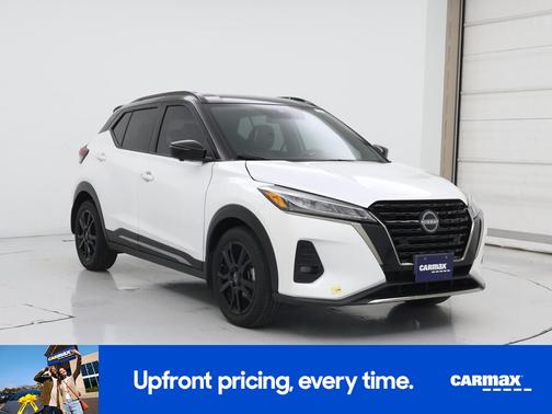 White 2024 Nissan Kicks SR
