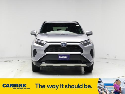 2022 Toyota RAV4 Hybrid SE
