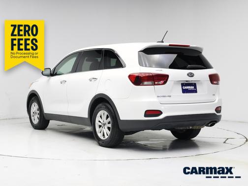 White 2020 Kia Sorento LX