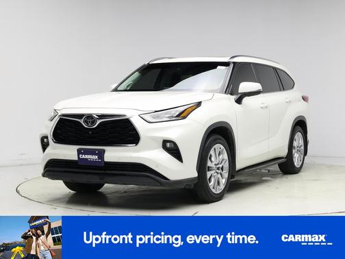 White 2021 Toyota Highlander Limited