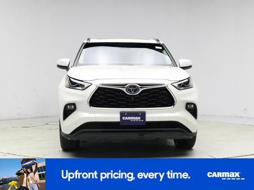 White 2021 Toyota Highlander Limited