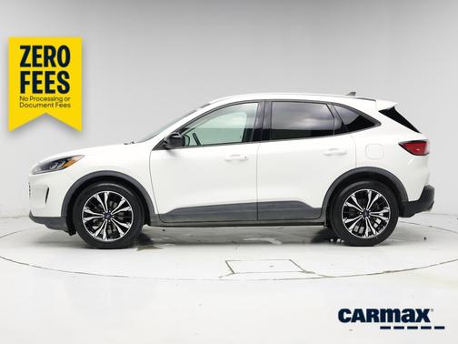 White 2022 Ford Escape SE