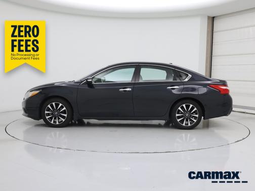 Blue 2016 Nissan Altima SL