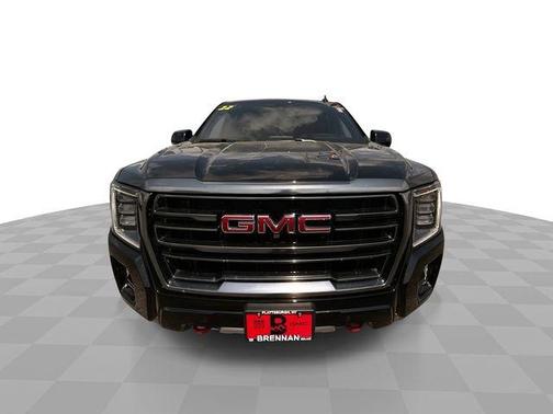 2022 GMC Yukon 4WD AT4