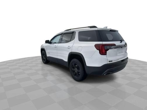 2023 GMC Acadia AWD AT4