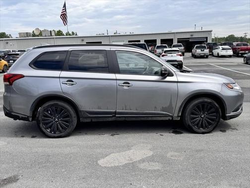 2020 Mitsubishi Outlander LE
