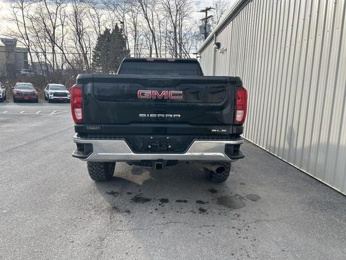 Onyx Black 2022 GMC Sierra 3500 SLE