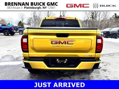 2023 GMC Canyon AT4