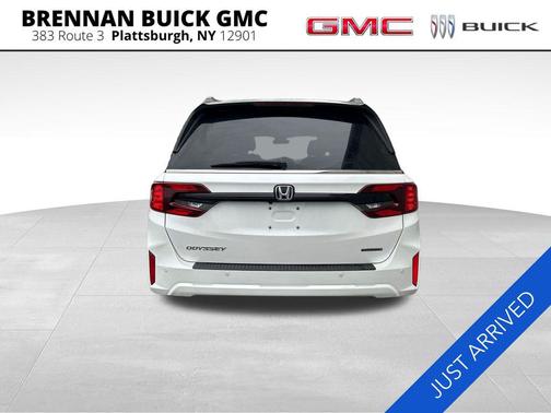 Platinum White Pearl 2025 Honda Odyssey Touring