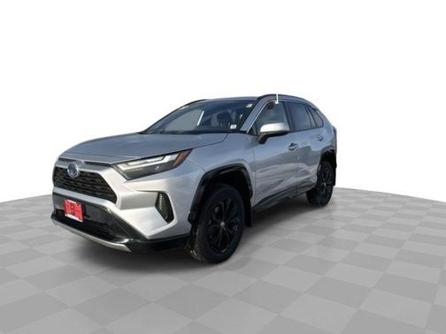 2022 Toyota RAV4 Hybrid SE