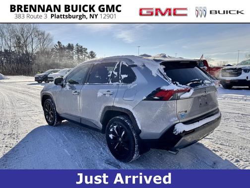 2022 Toyota RAV4 Hybrid SE