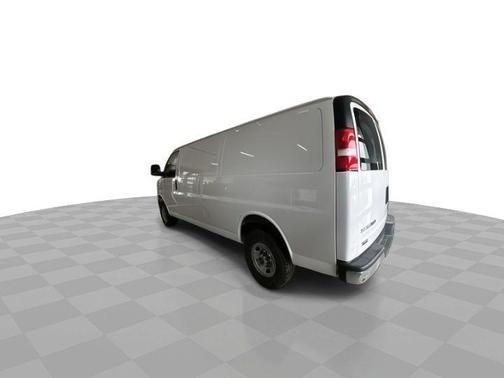 2022 GMC Savana 2500 Work Van