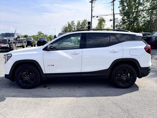 2023 GMC Terrain AWD AT4