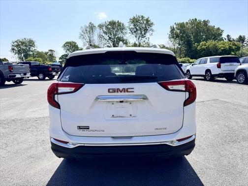 2022 GMC Terrain SLT