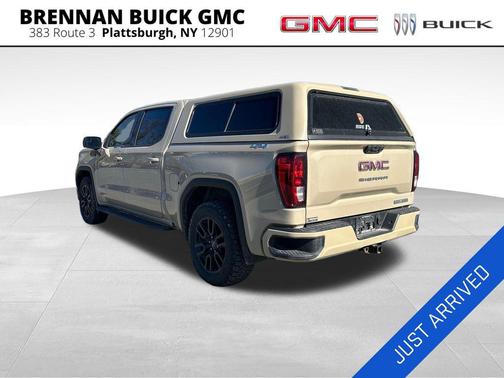 Desert Sand Metallic 2023 GMC Sierra 1500 Elevation