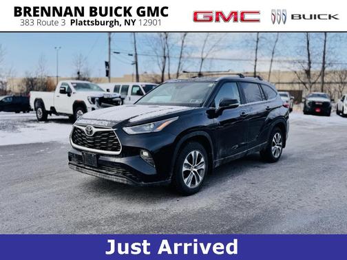 2023 Toyota Highlander XLE