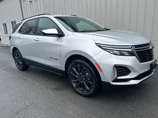 Silver Ice Metallic 2022 Chevrolet Equinox AWD RS