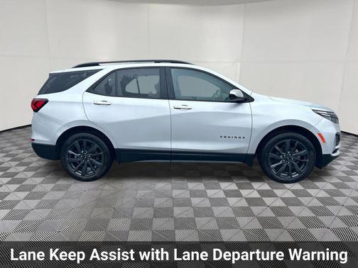 Silver Ice Metallic 2022 Chevrolet Equinox AWD RS