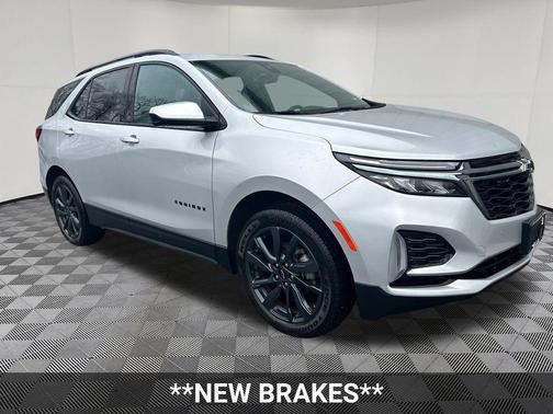 Silver Ice Metallic 2022 Chevrolet Equinox AWD RS
