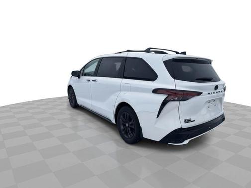 2026 Toyota Sienna XSE 7 Passenger