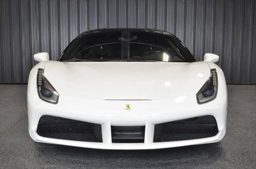 2016 Ferrari 488 GTB Base 2dr Coupe