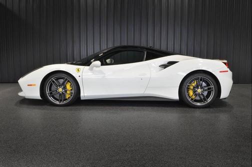 2016 Ferrari 488 GTB Base 2dr Coupe