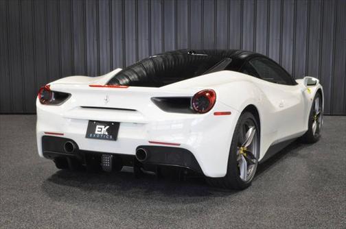 2016 Ferrari 488 GTB Base 2dr Coupe