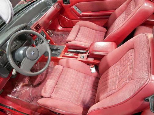 1987 Ford Mustang GT