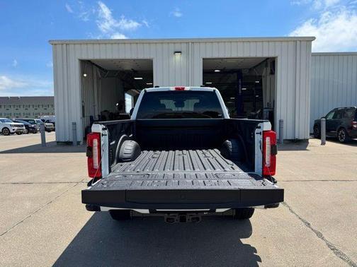 2025 Ford F-250 XLT