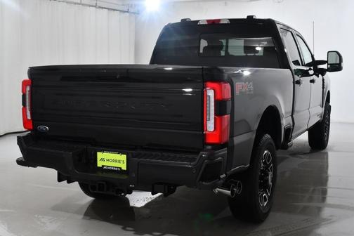 2025 Ford F-350 Lariat Super Duty