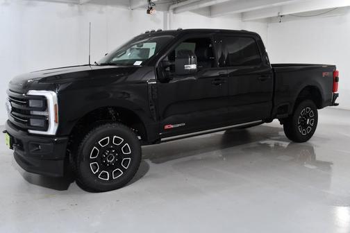 2025 Ford F-350 Lariat Super Duty